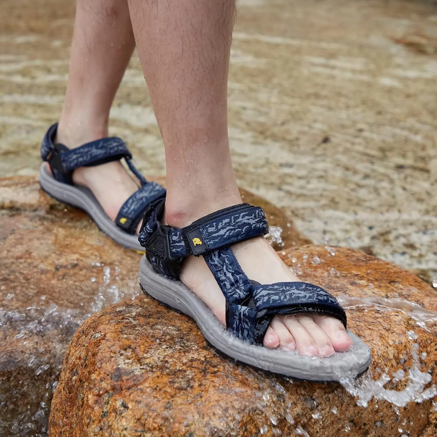 CAMELSPORTS Mens Athletic Sandals Outdoor Strap Summer Beach Sandals Waterproof Fisherman Water Shoes Open Toe Sport Gym Hiking Sandal