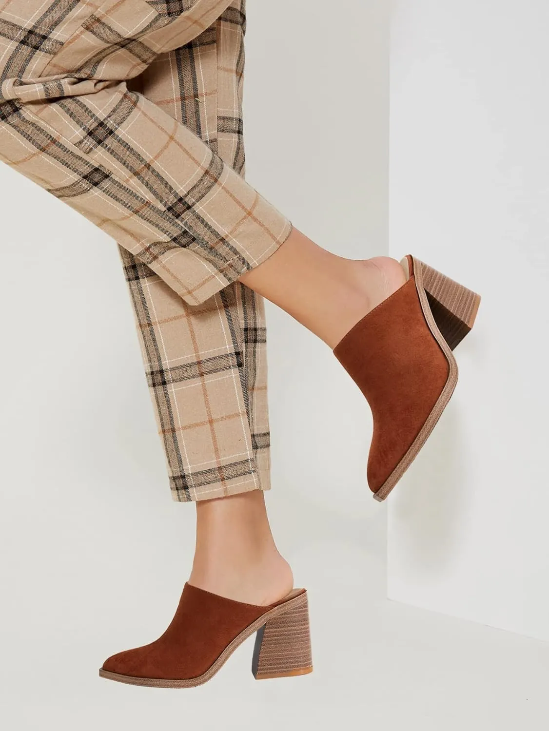 JeimPoey Womens Mules Pumps Point Closed Toe Slip-on Heels Stacked Chunky Block Heel Backless Clogs