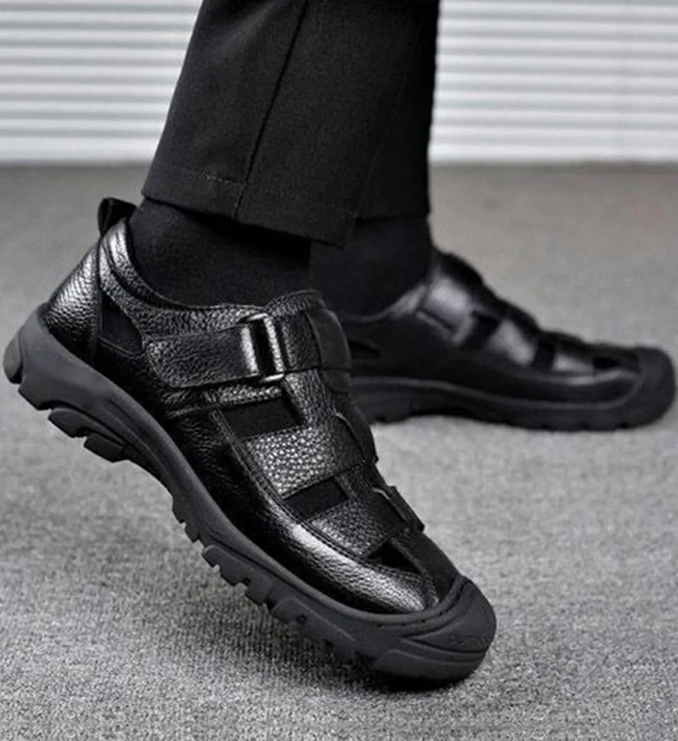 Leather Sandals Men Breathable Closed Toe Walking Sandals Outdoor Summer Beach Shoes Hiking Trekking Sandals