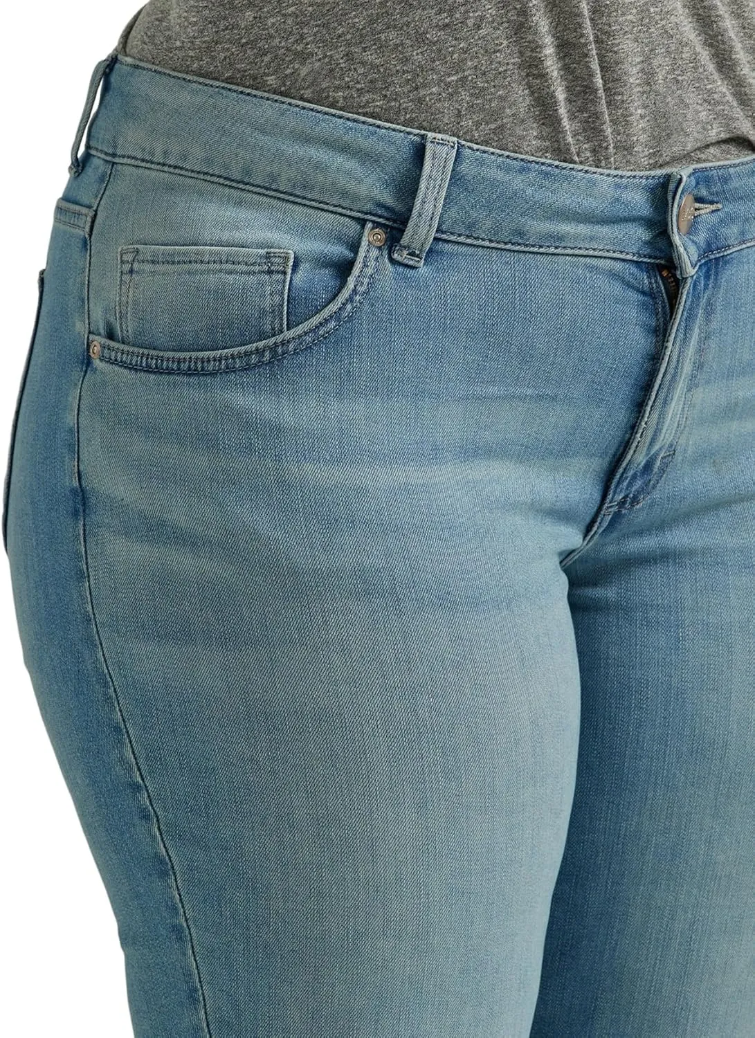 Lee Women's Plus Size Legendary Mid Rise Straight Leg Jean