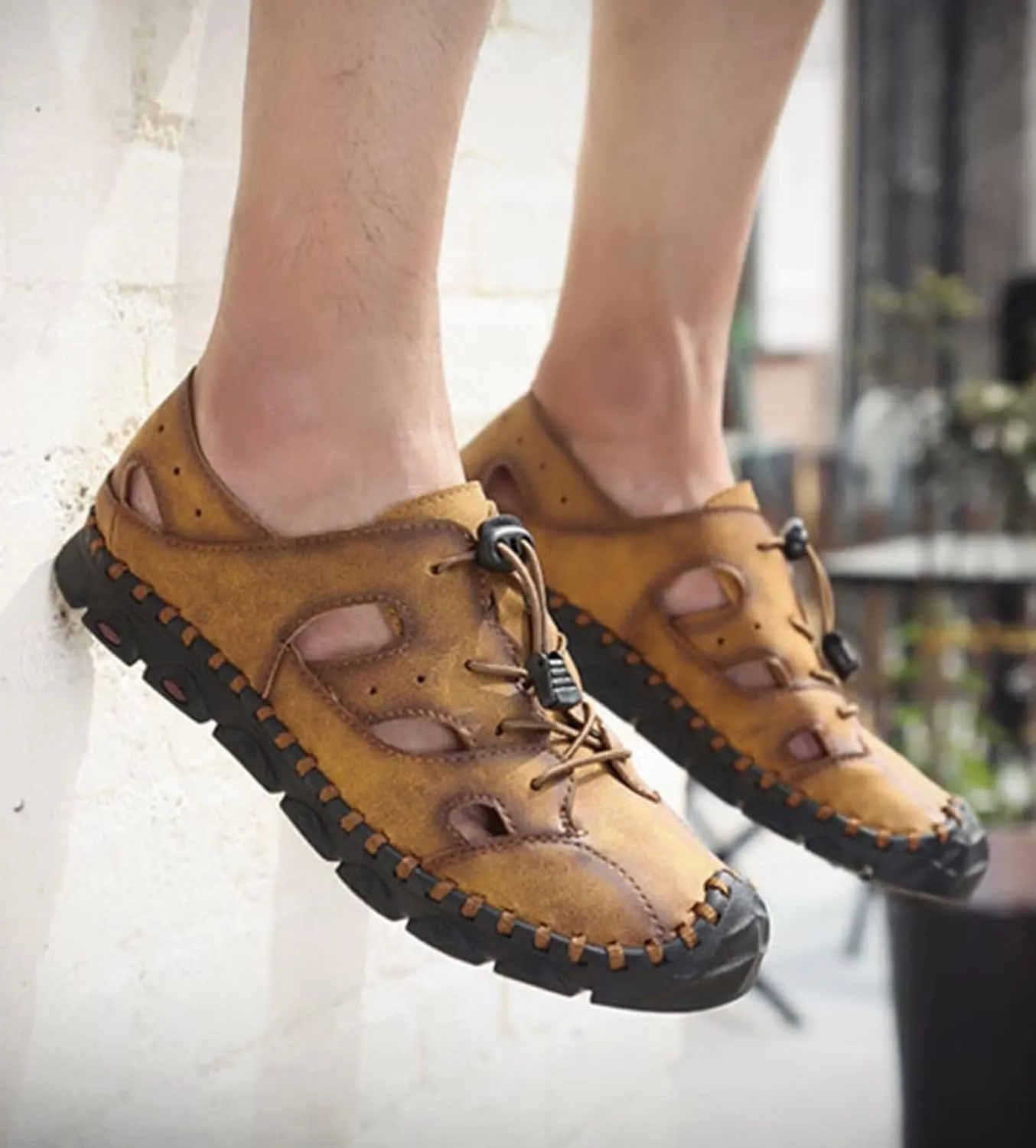 Men Sandals Closed Toe Hiking Sandals Waterproof Leather Fisherman Walking Sandals Summer Beach Shoes Athletic Sandals