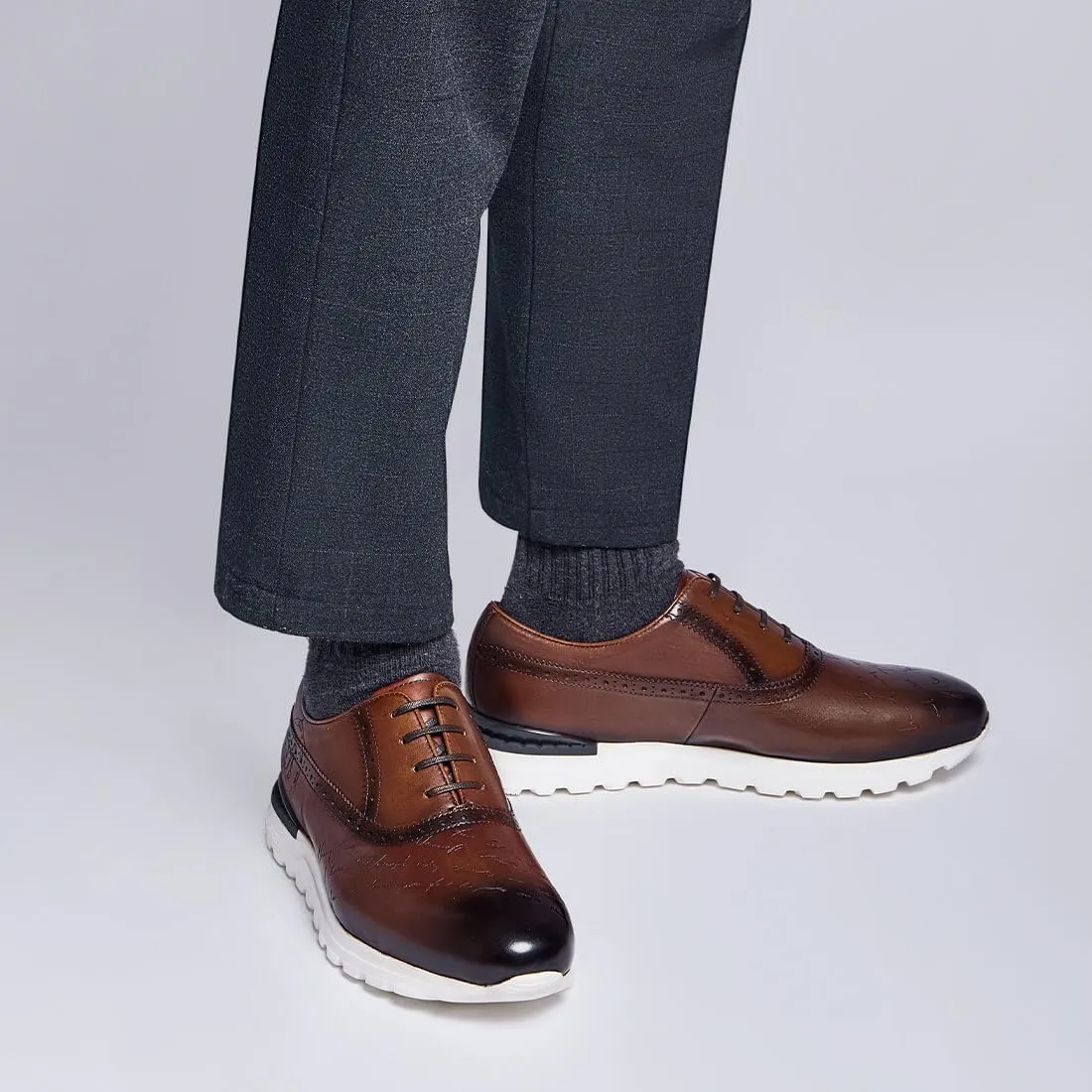 Men's Dress Sneakers Genuine Itailian Cowhide Leather Casual Shoes Brogue Running Oxfords with XL Extralight Sole