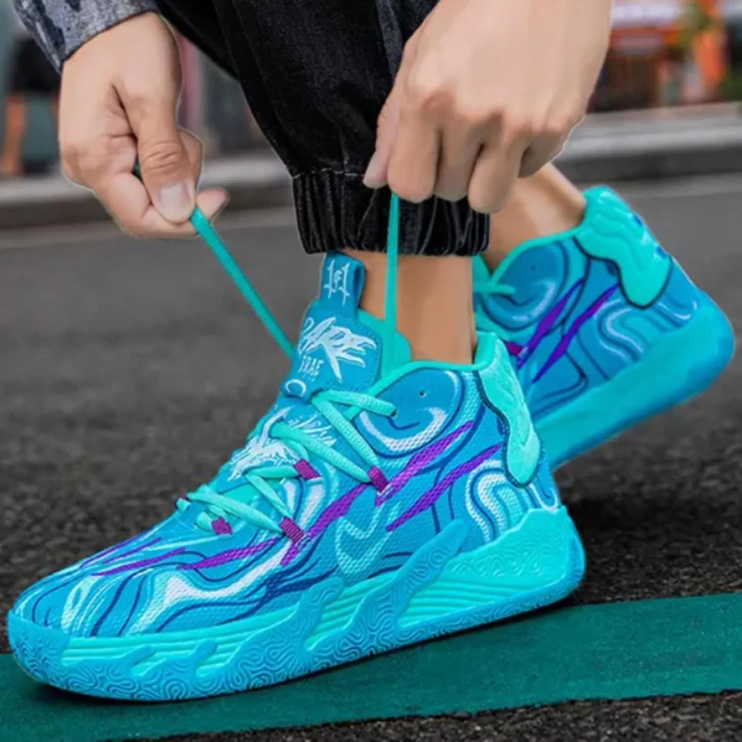 Mens Lace Up Multicolor High Top Basketball Shoe Non-Slip Breathable Running Shoes Fahsion Lightweight Outdoor Gym Sneakers