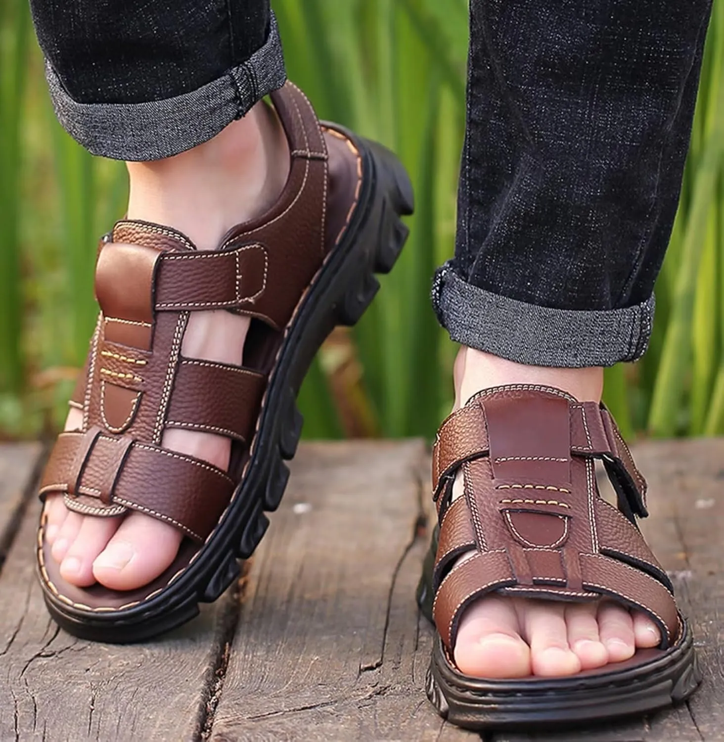 Mens Leather Sports Sandals Breathable Outdoor Walking Shoes Summer Beach Sandals for Hiking Trekking