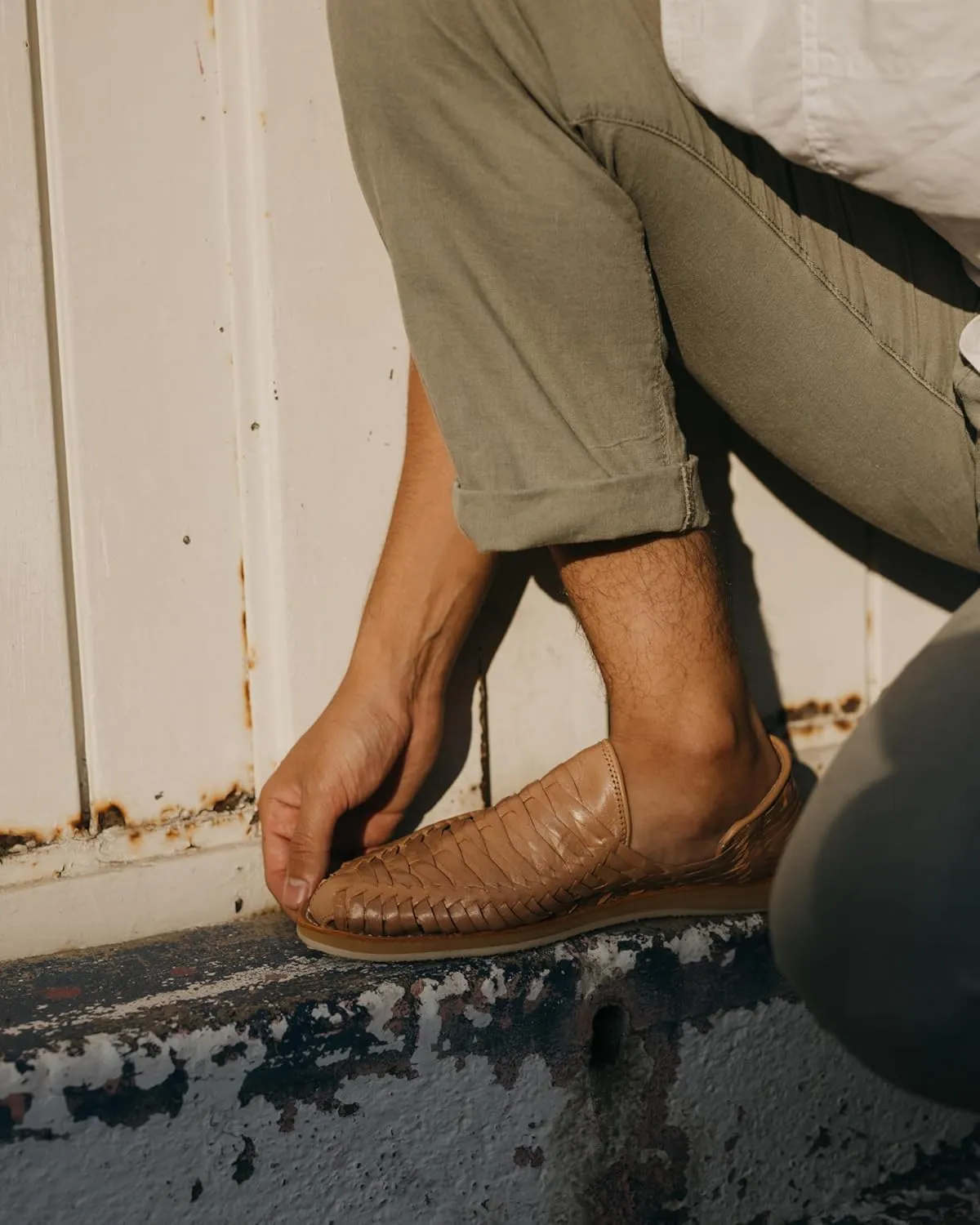 Mexico en la Piel Handmade Leather Huarache Sandals for Men - Genuine Tan Leather, Slip-On, Breathable Design, Ultra Comfortable Insole, Casual and Beach-Ready Shoes, Sizes 7-13 US
