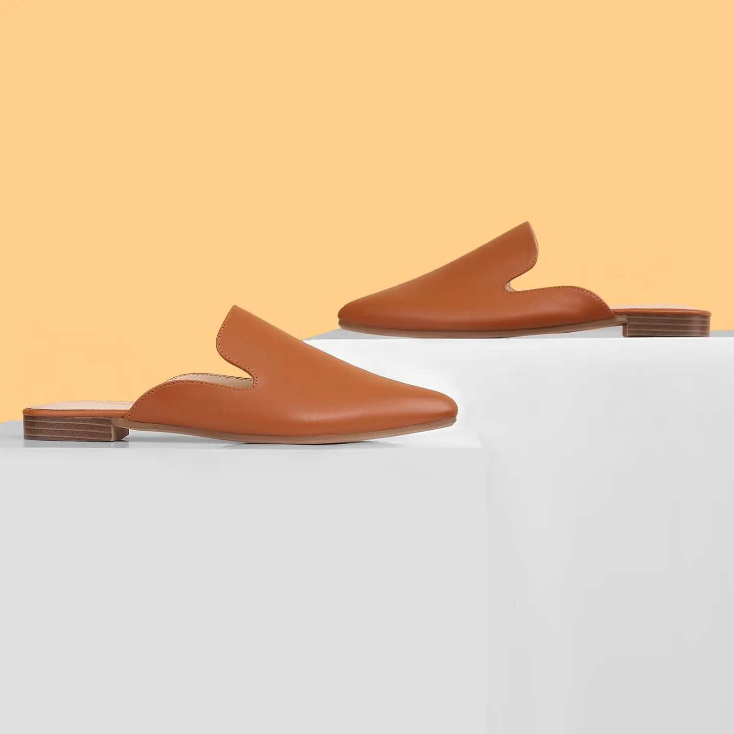 MUSSHOE Mules for Women Flats Comfortable Pointed Toe Women Mules