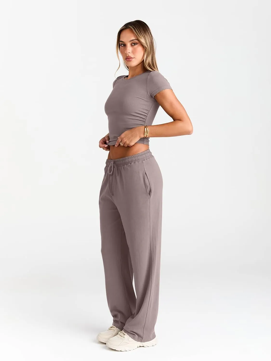 Trendy Queen 2 Piece Matching Summer Sweatsuit Lounge Set Womens Wide Leg Pants Side Ruching Crop Top Sets