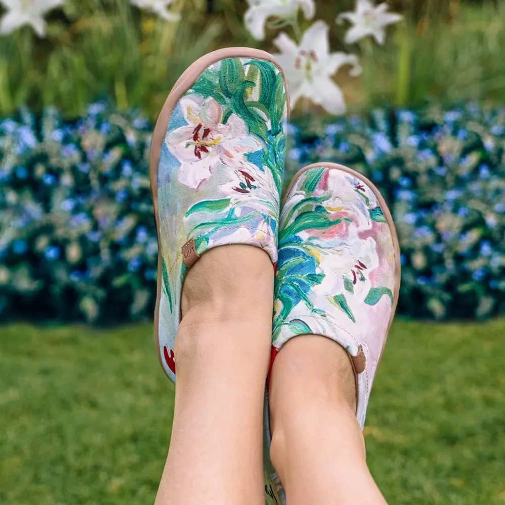 UIN Women's Blossom Slip On Shoes Colorful Comfortable Lightweight Art Travel Sneakers Casual Floral Stylish Everyday Loafers