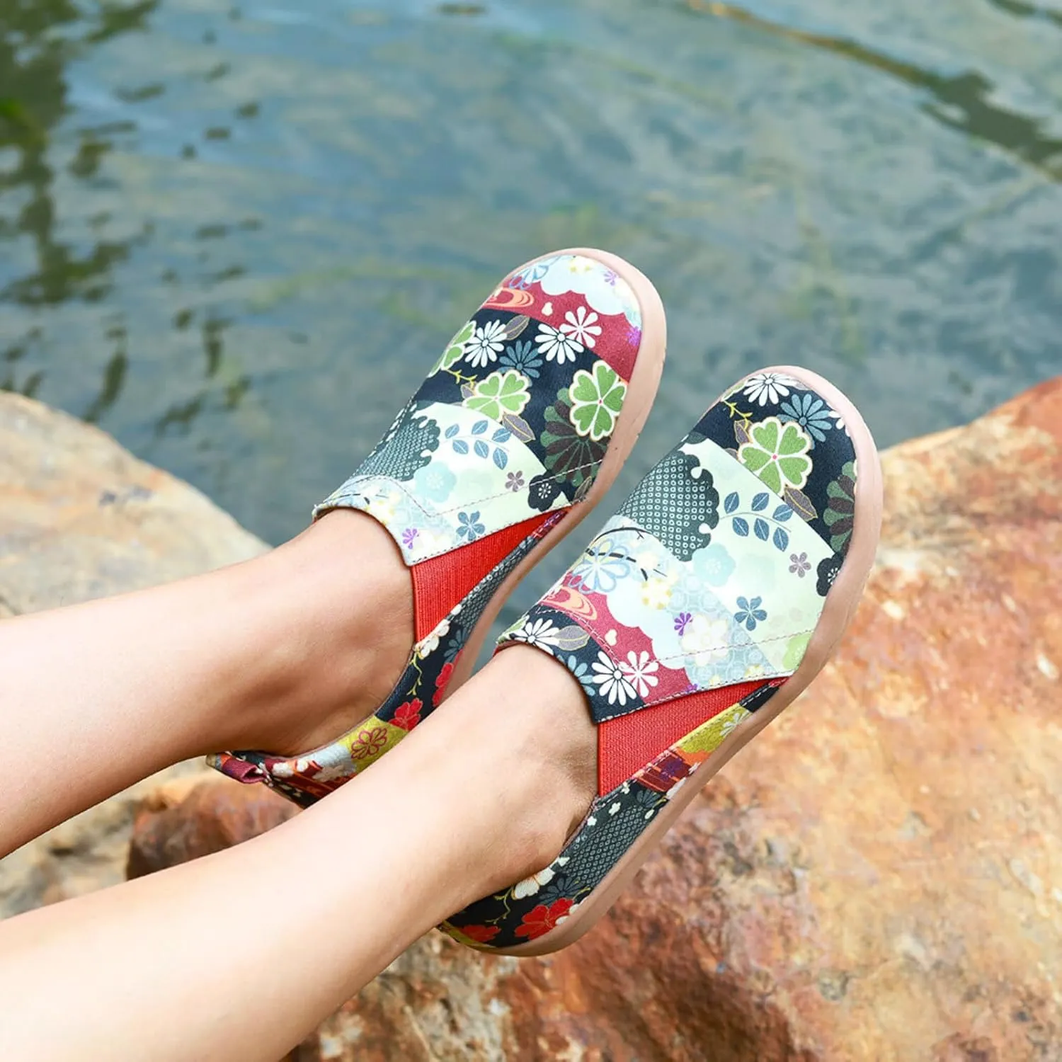 Women's Art Painted Casual Loafers, Extra Wide Slip-on Diabetic Shoes for Women, Comfortable Canvas Arch Support Walking Shoes