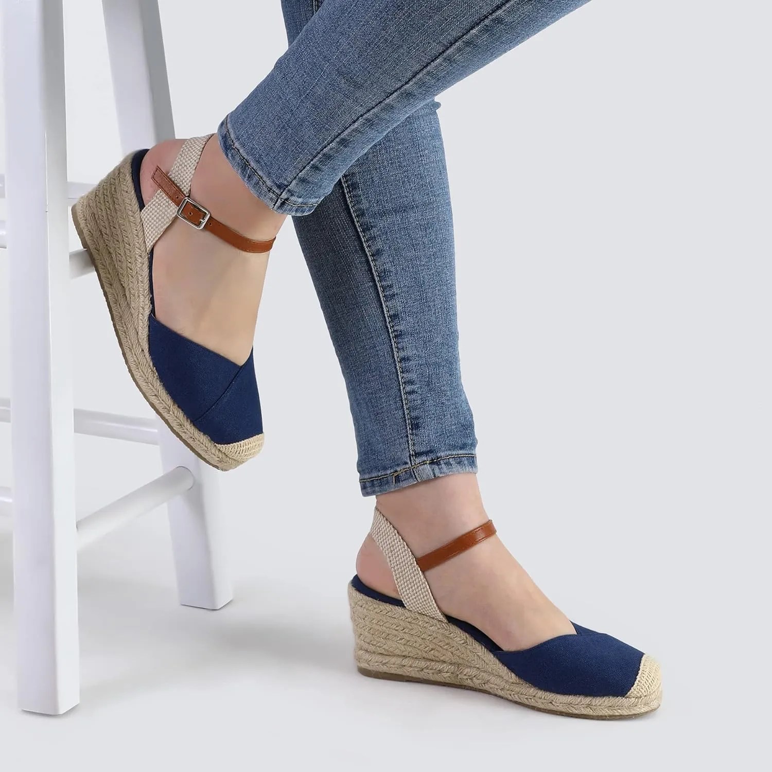Women's Closed Toe Platform Sandals Summer Buckle Ankle Strap Espadrilles Wedge Sandals