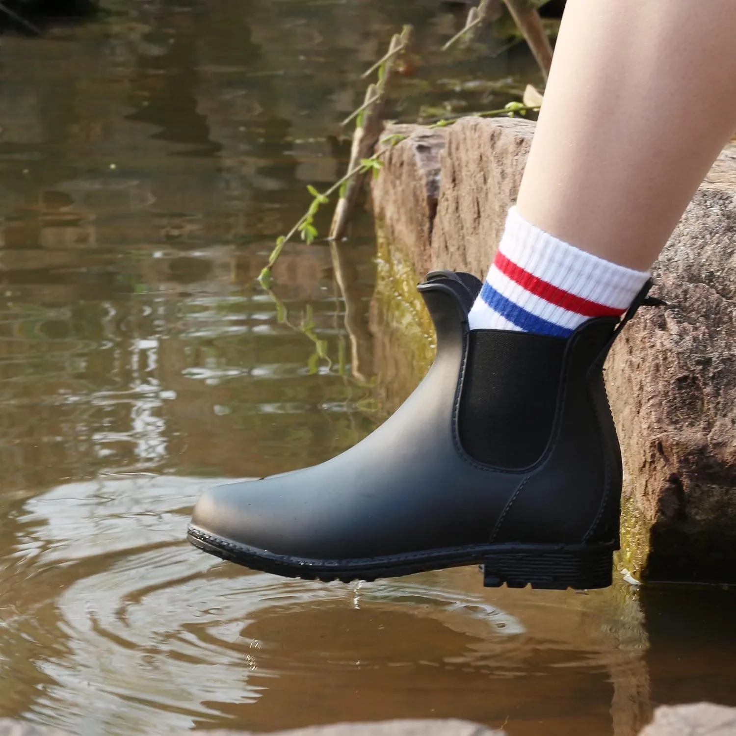 Women's Short Rain Boots Waterproof Anti Slip Rubber Ankle Chelsea Booties