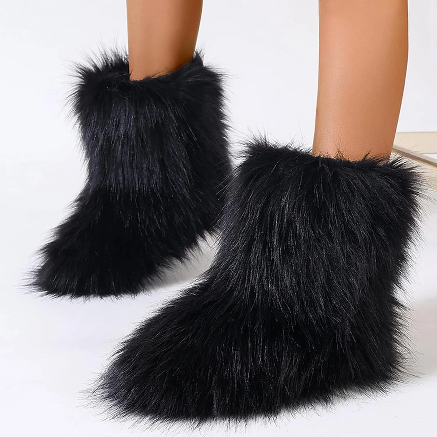 YXCFEWD Fur Boots for Women Winter Fluffy Furry Boots for Girls Flat Heel Snow Boots